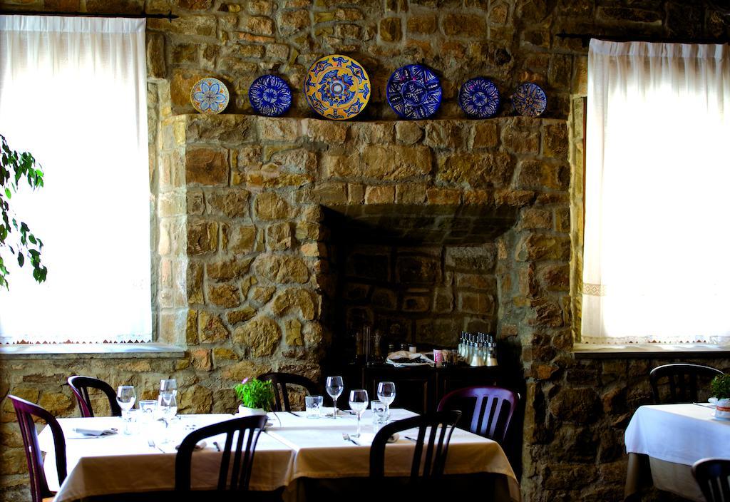 Hostal Palouet De Segarra Εξωτερικό φωτογραφία