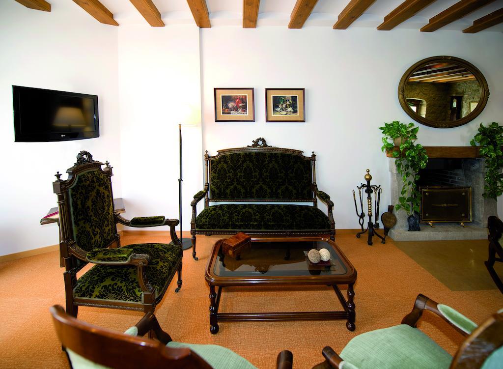 Hostal Palouet De Segarra Εξωτερικό φωτογραφία
