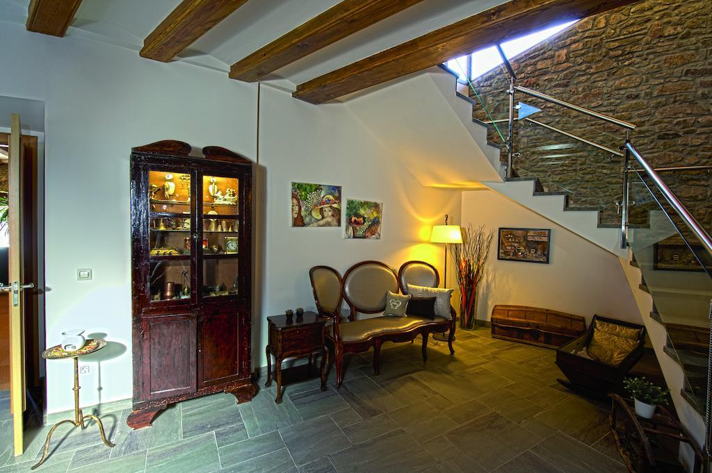 Hostal Palouet De Segarra Εξωτερικό φωτογραφία